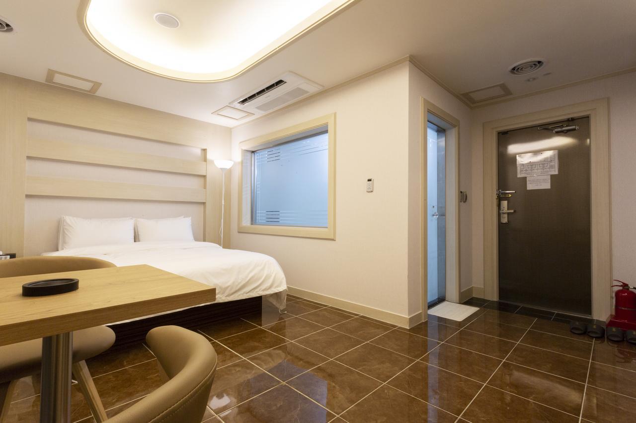 Hotel Tirol Seoul Exterior foto